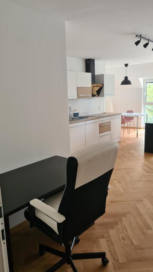 וינה Top Apartments Kaiserebersdorf מראה חיצוני תמונה