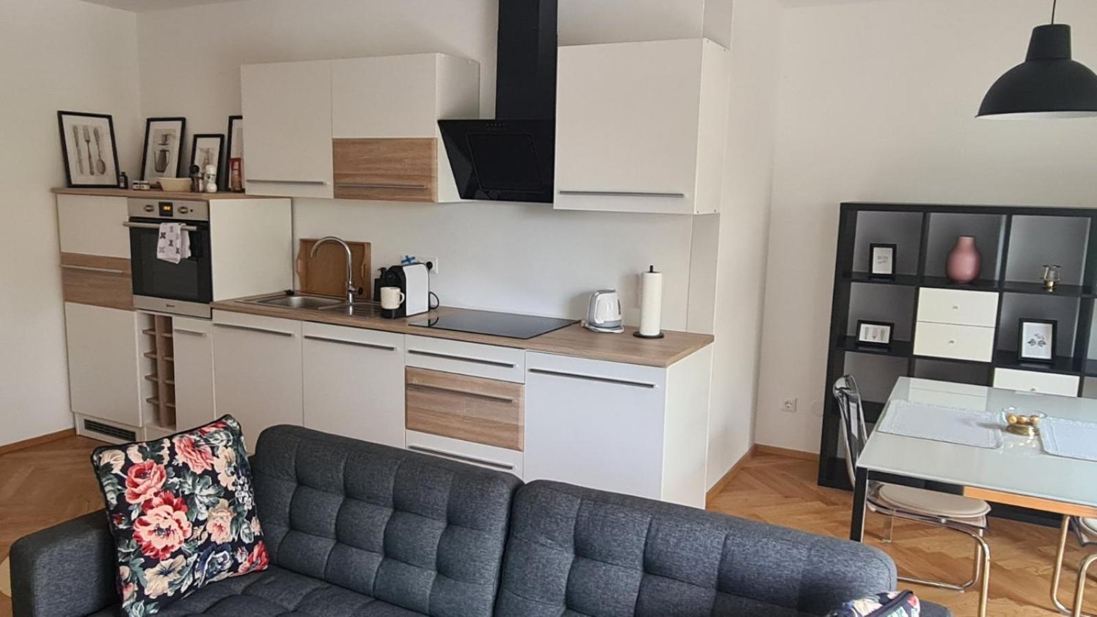 וינה Top Apartments Kaiserebersdorf מראה חיצוני תמונה